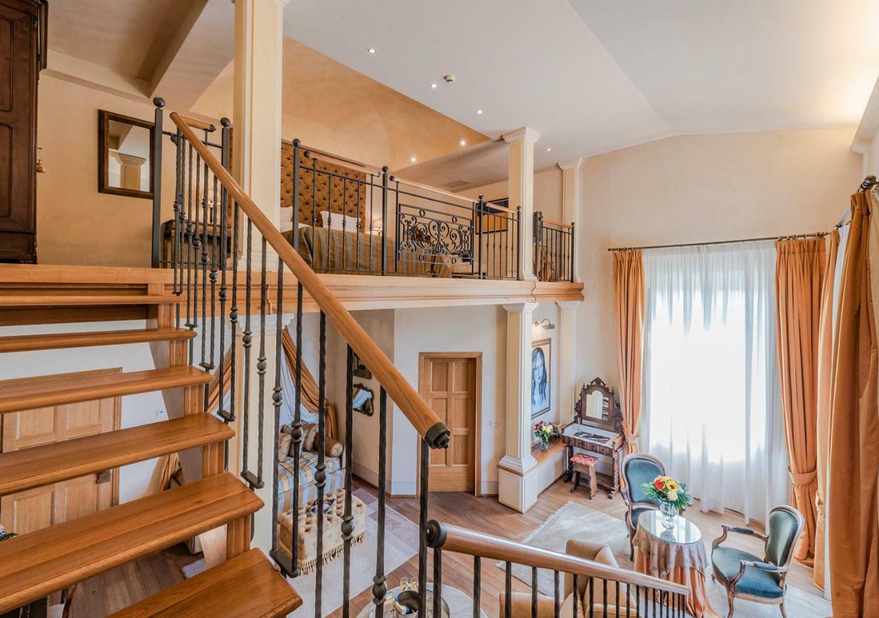 Villa Mangiacane - Small Luxury Hotels Of The World San Casciano in Val di Pesa Dış mekan fotoğraf